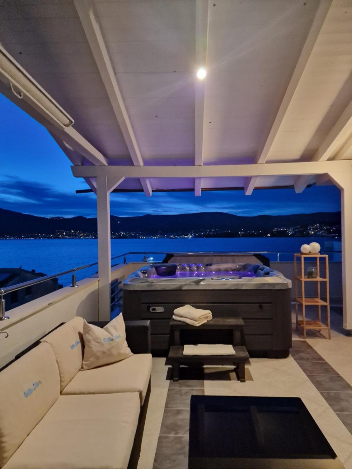 Luxury Apartments Silva With Sea View Okrug Gornji Exterior foto