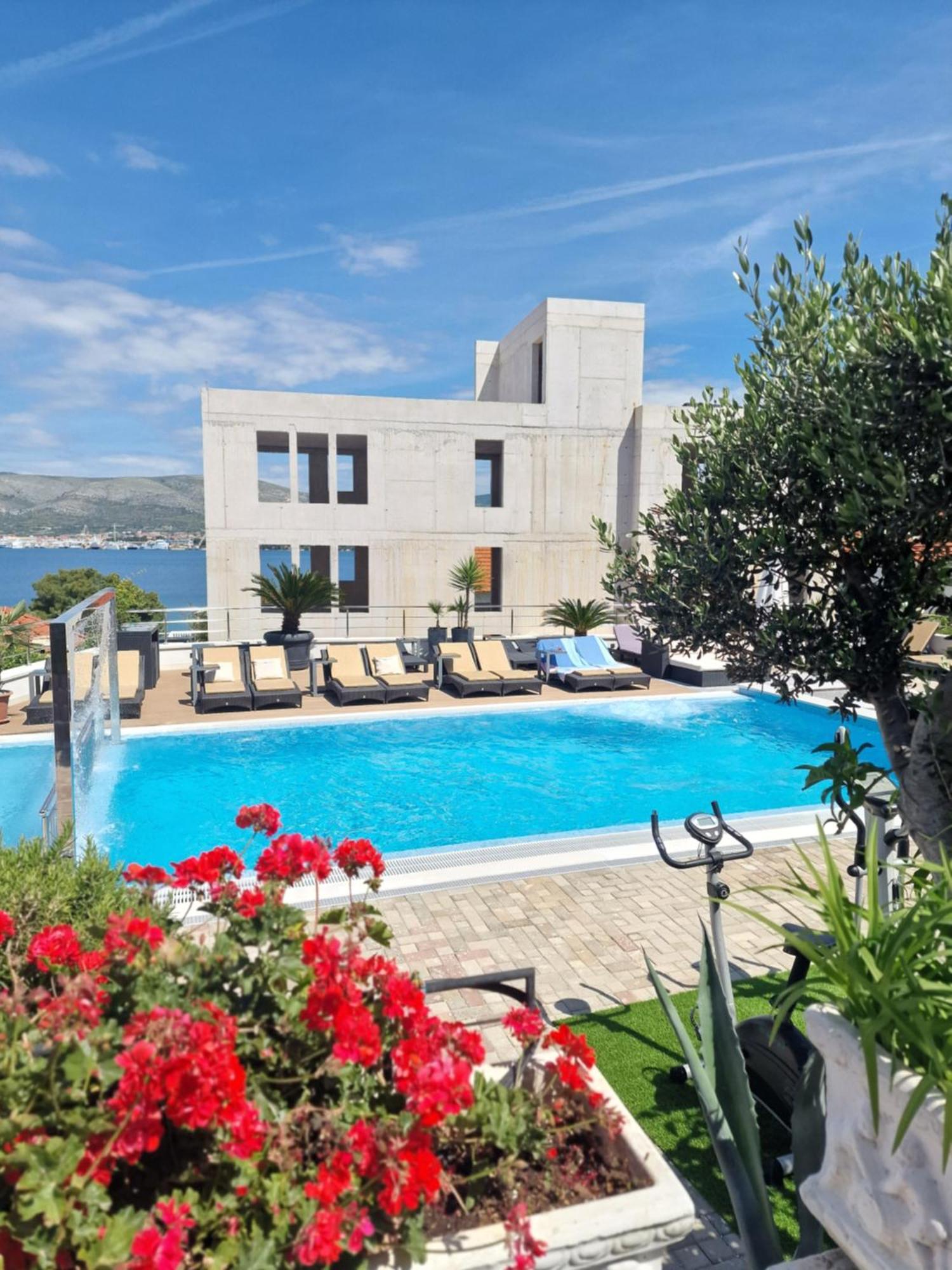 Apartments Silva Trogir Exterior foto