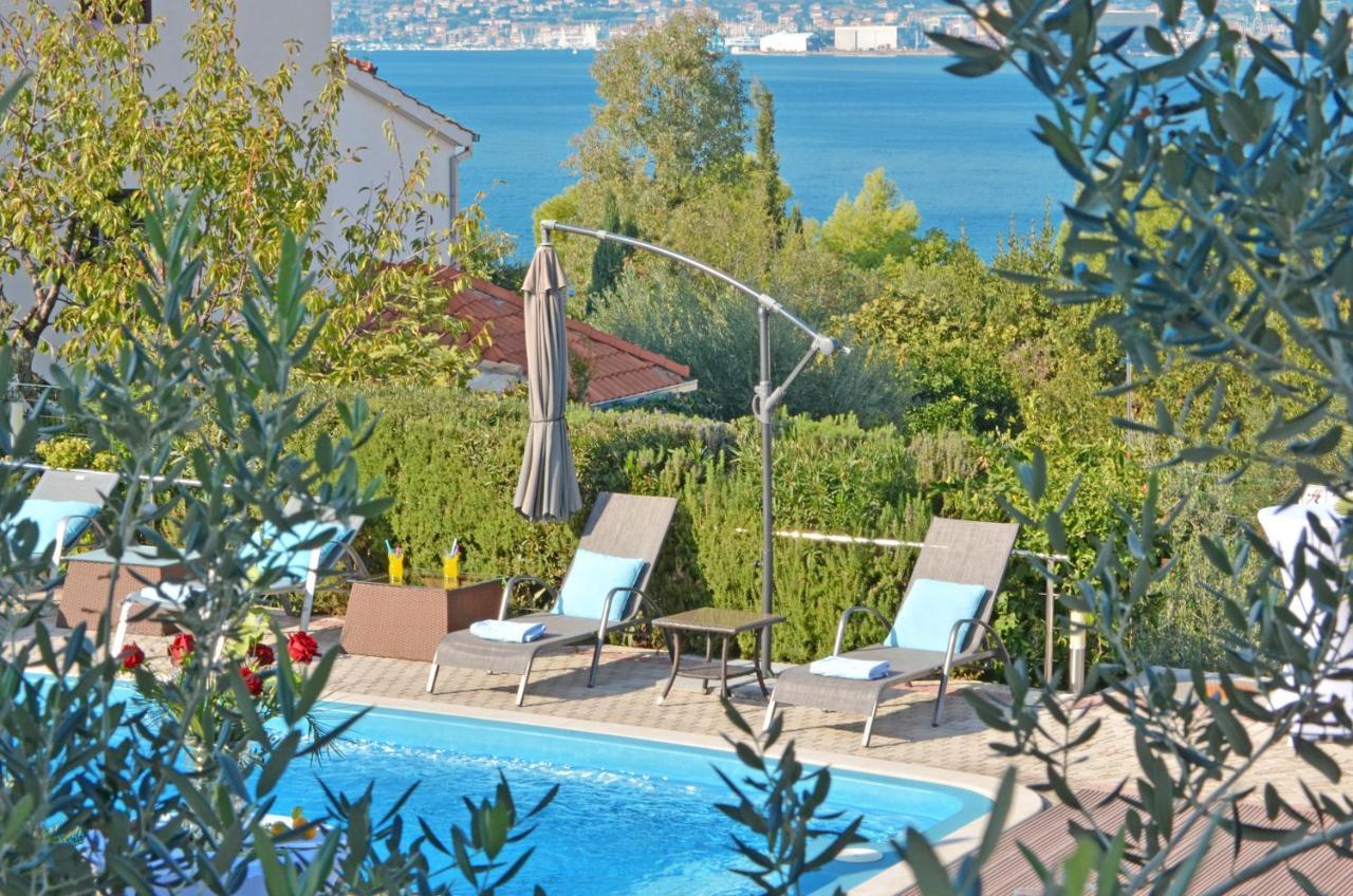 Luxury Apartments Silva With Sea View Okrug Gornji Exterior foto