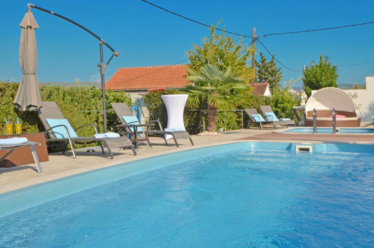 Luxury Apartments Silva With Sea View Okrug Gornji Exterior foto